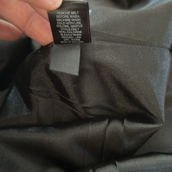 Express Design Studio Black Cocktail Dress V Neck Size 2 - Picture 13 of 13